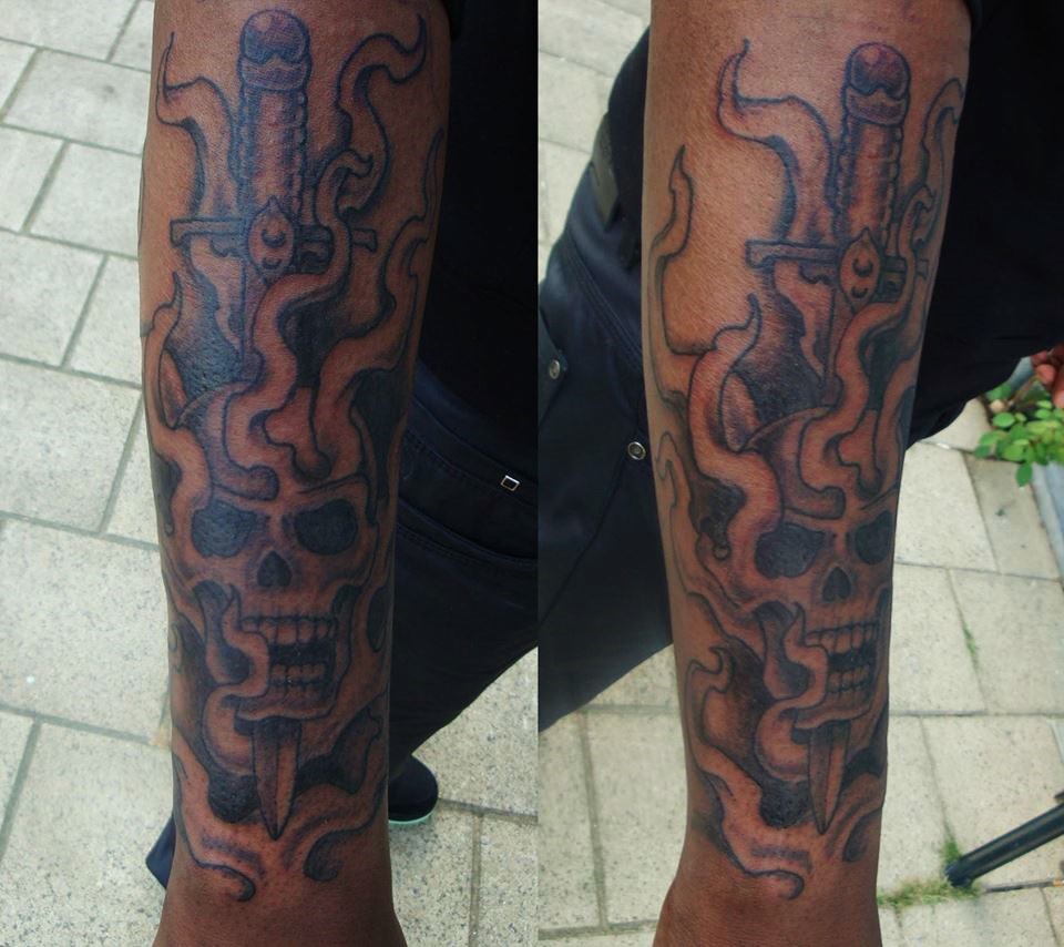 skull flames tattoo rotterdam tattoo shop