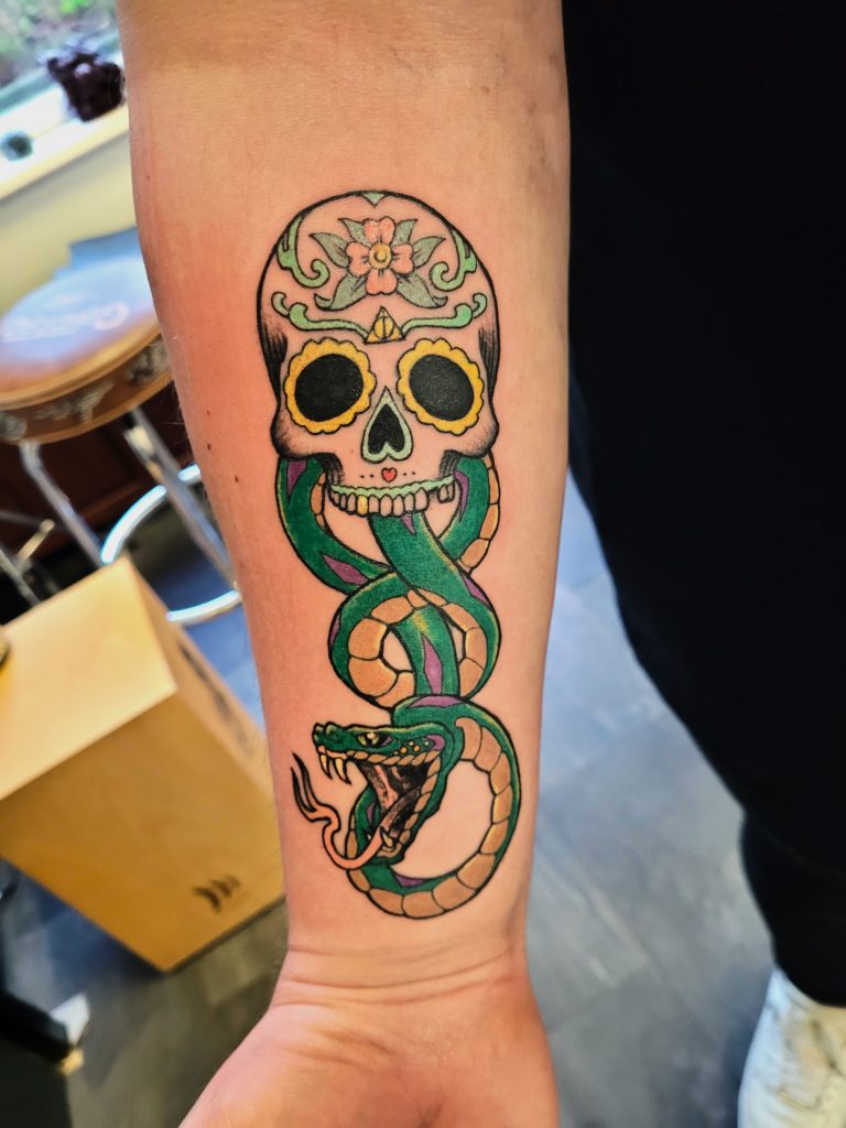 Dia de los muertos skull tattoo