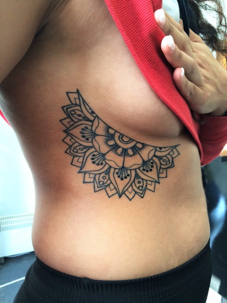 mandala tattoo underboob, Inkfish tattoo shop Rotterdam.