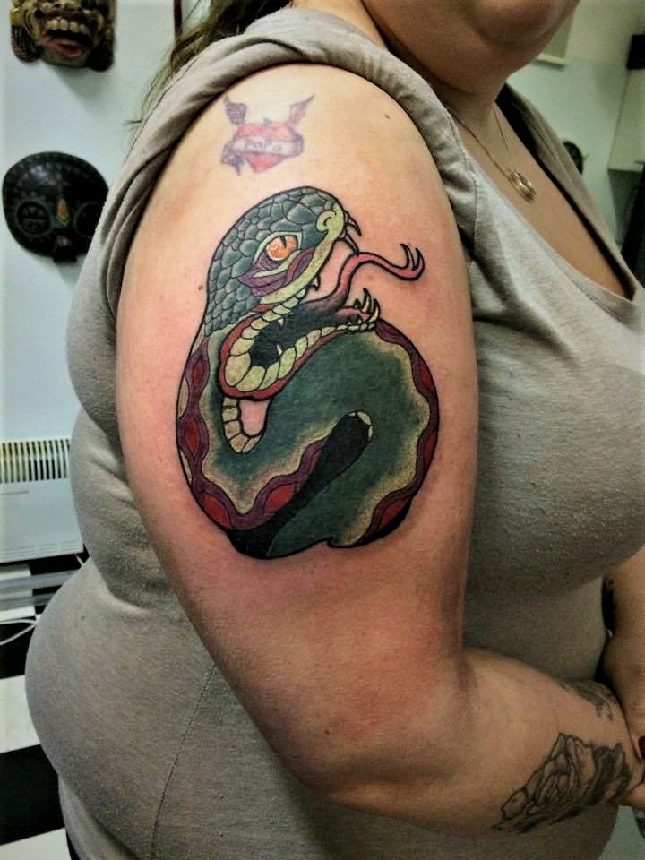 Japanese newschool snake-tattoo from Inkfish Rotterdam, killing it in our tattooshop gallery.