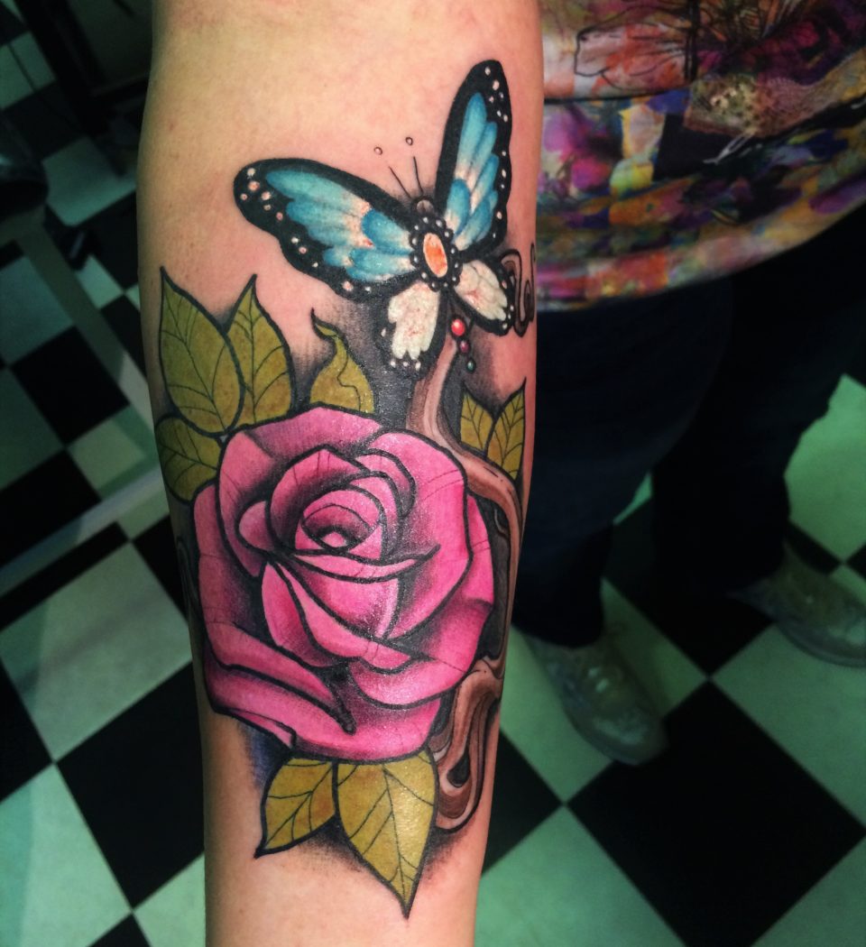 newschool full colour custom rose tattoo from our tattooshop in Rotterdam.